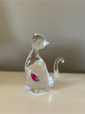 MURANO *HAND BLOWN CLEAR ART GLASS CAT W/FISH IN BELLY